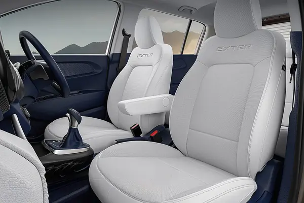The front row now features a folding armrest for the driver.