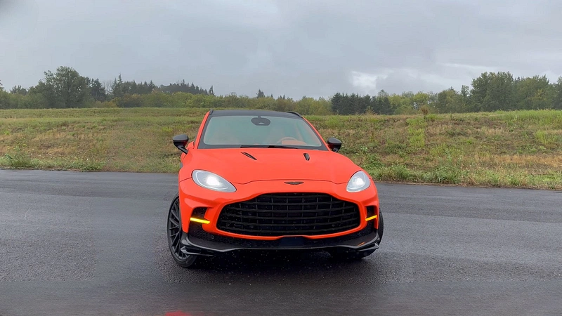 Aston Martin DBX
