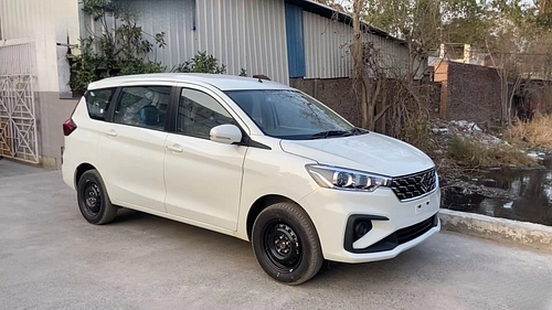Maruti Suzuki Ertiga Tour Image