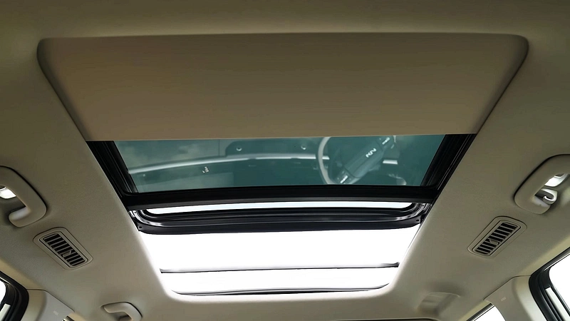 Kia Carens Clavis