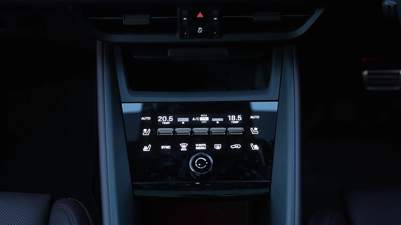 Porsche Macan EV