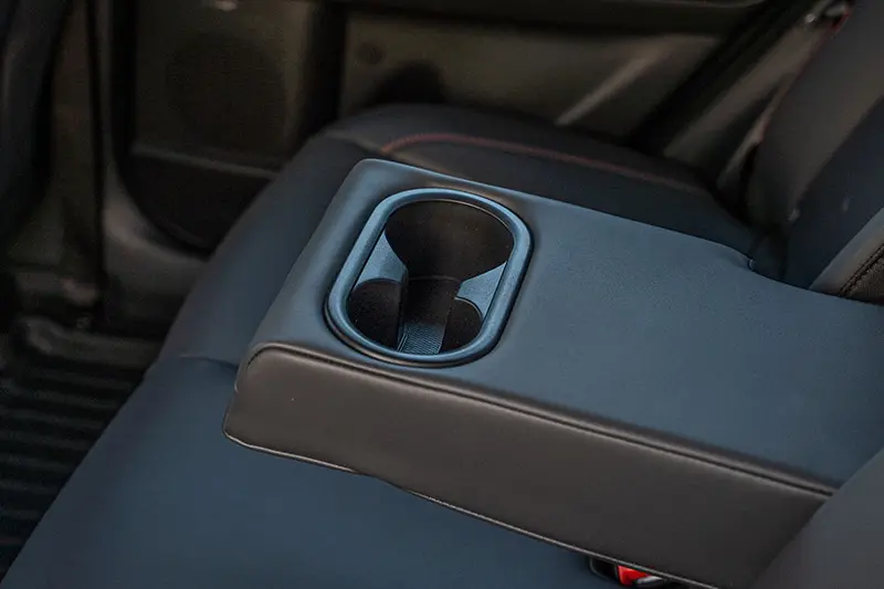 Rear Centre Armrest