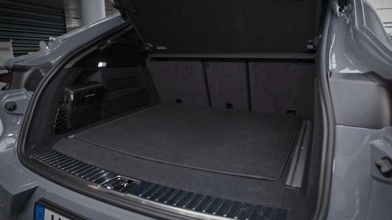 Porsche Cayenne Coupe