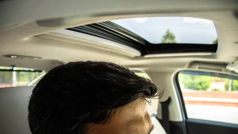 Front Headroom