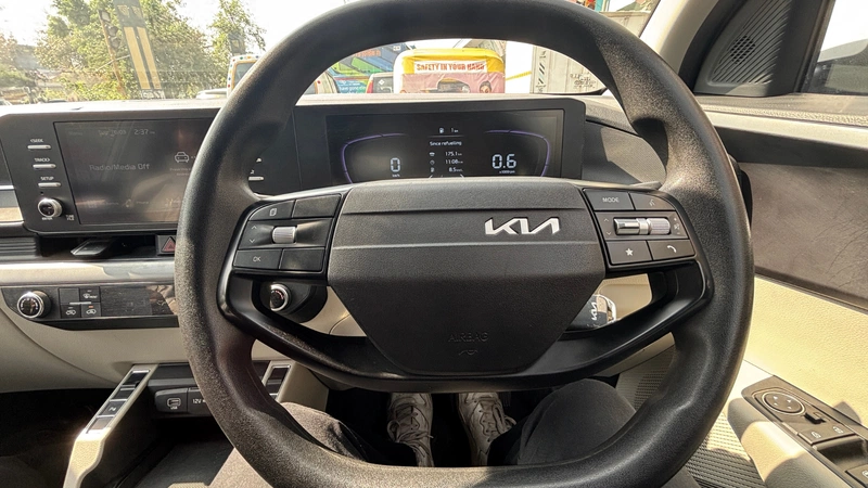 Kia Carens Clavis
