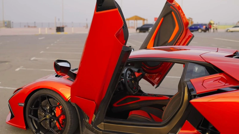 Lamborghini Revuelto