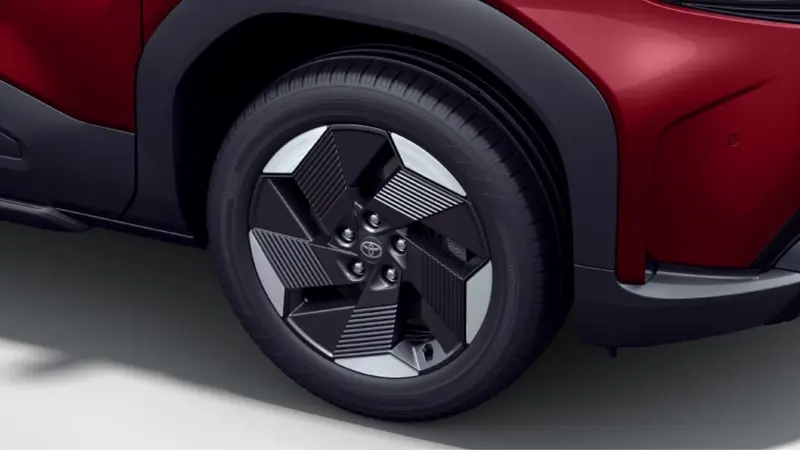 Toyota Urban Cruiser EBELLA