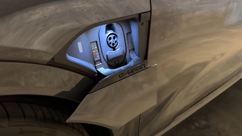 Audi Q8 Sportback e-tron