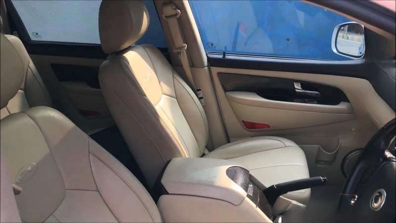 Mahindra Ssangyong Rexton