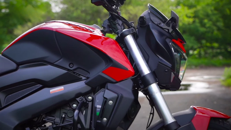 Bajaj Dominar 250