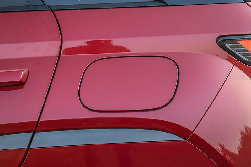 Fuel Lid (Closed)