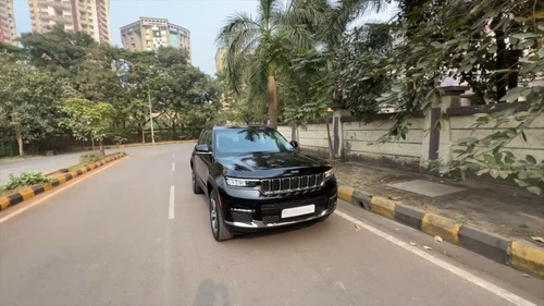 Jeep Grand Cherokee Image