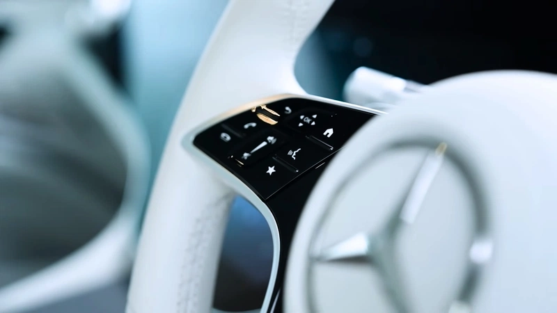 Mercedes-Benz EQS SUV