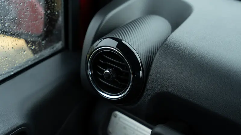 Passenger's Side AC Vent