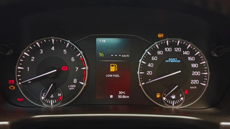 Maruti Suzuki Brezza Instrument cluster