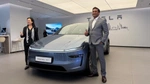 Tesla Model Y secondary view 1