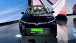 VinFast VF MPV 7 secondary view 1