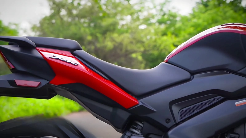 Bajaj Dominar 250