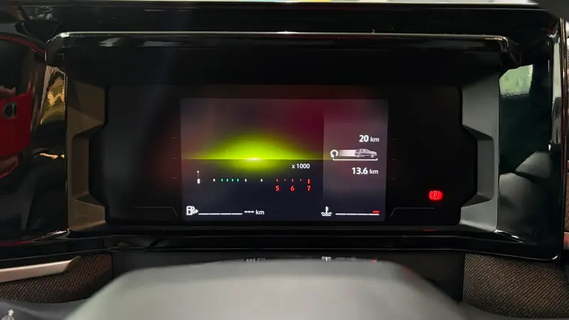Adventure 17.78 cm (7-inch) TFT driver display