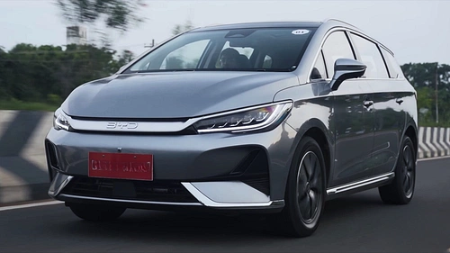 BYD eMAX 7 Image