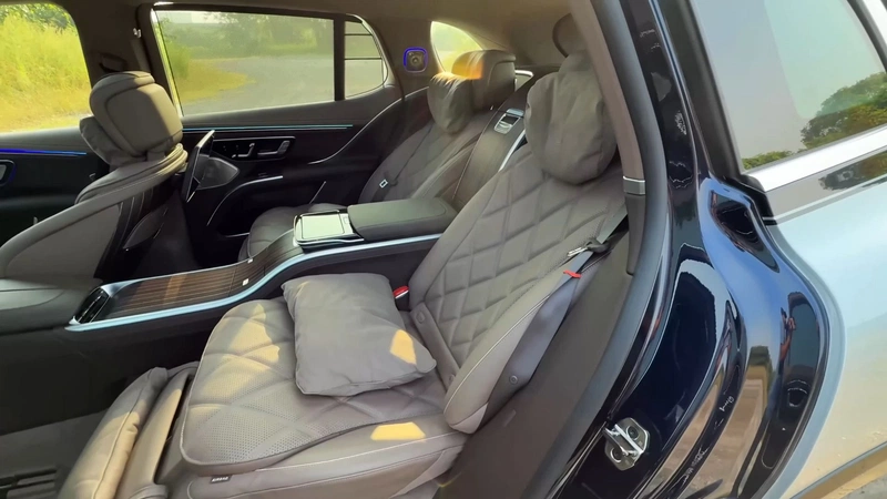 Mercedes-Benz Maybach EQS SUV