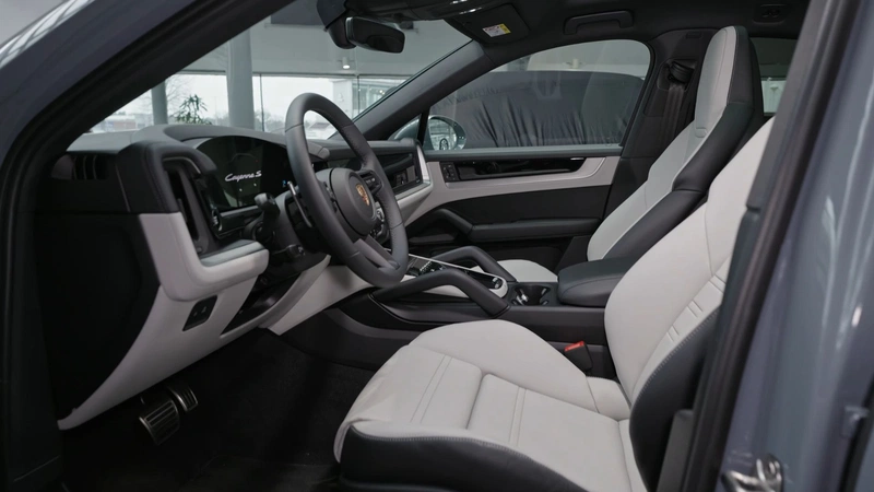 Porsche Cayenne Coupe