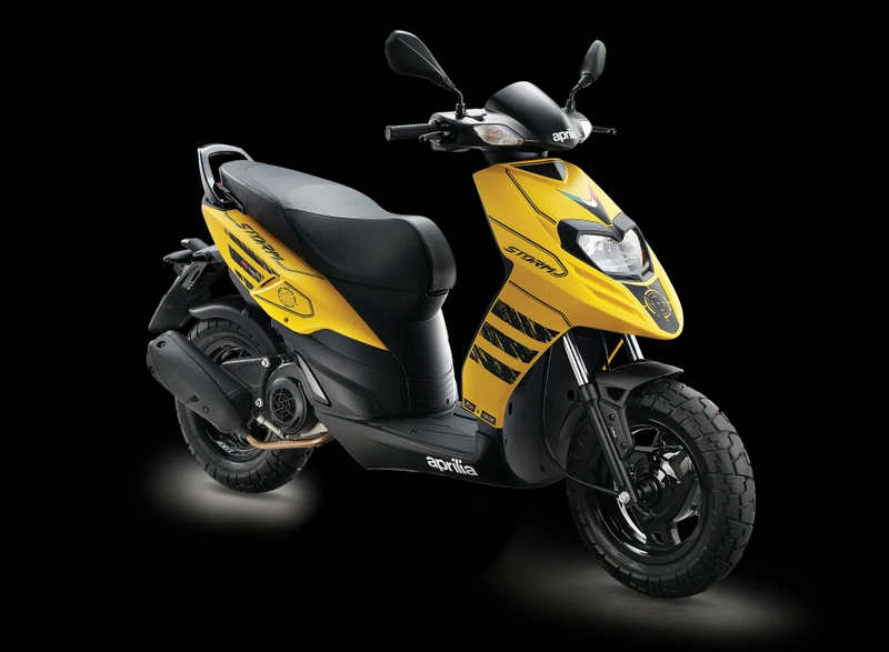 Aprilia SR Storm