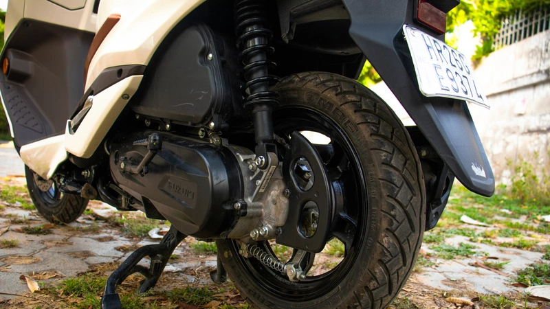 Suzuki Burgman Street