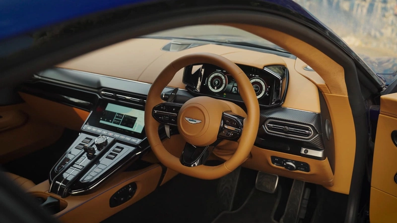 Aston Martin Vantage