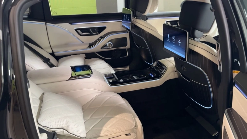 Mercedes-Benz Maybach S-Class