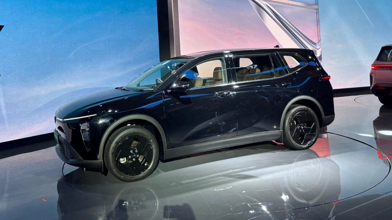 VinFast VF MPV 7
