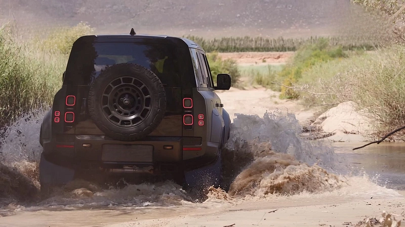 Land Rover Defender
