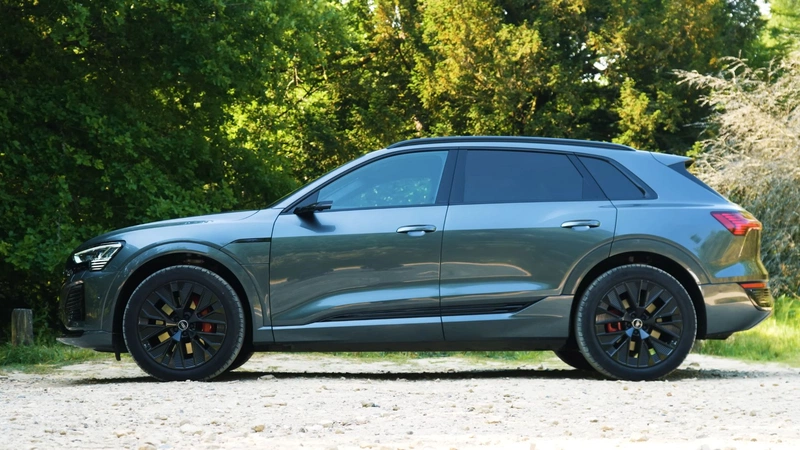 Audi Q8 e-tron