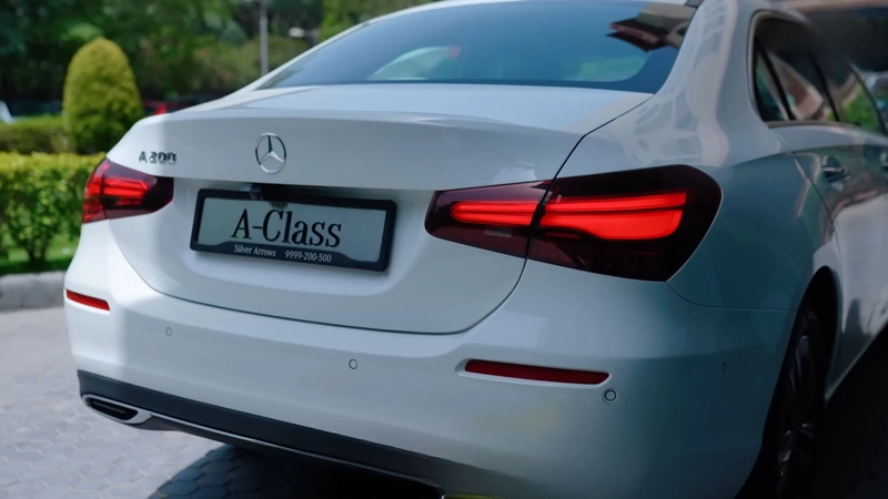 Mercedes-Benz A-Class Limousine