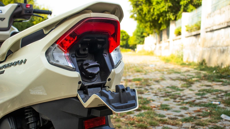 Suzuki Burgman Street