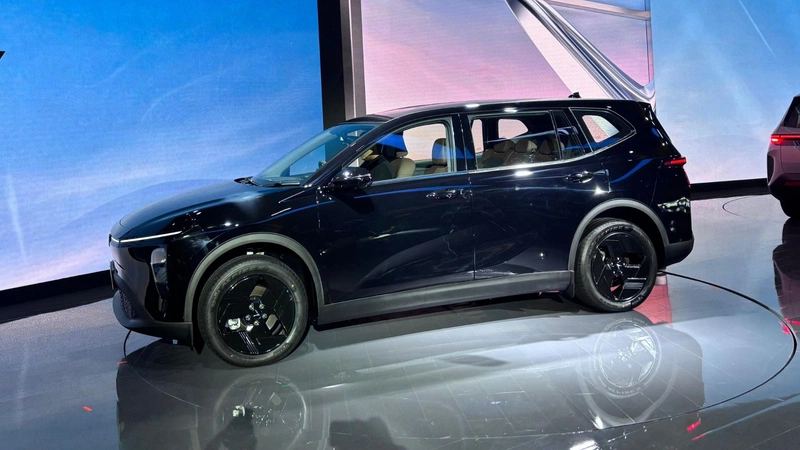 VinFast VF MPV 7