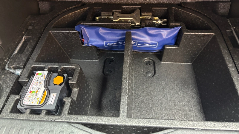 Maruti Suzuki Brezza facelift boot underfloor storage punture toollkit