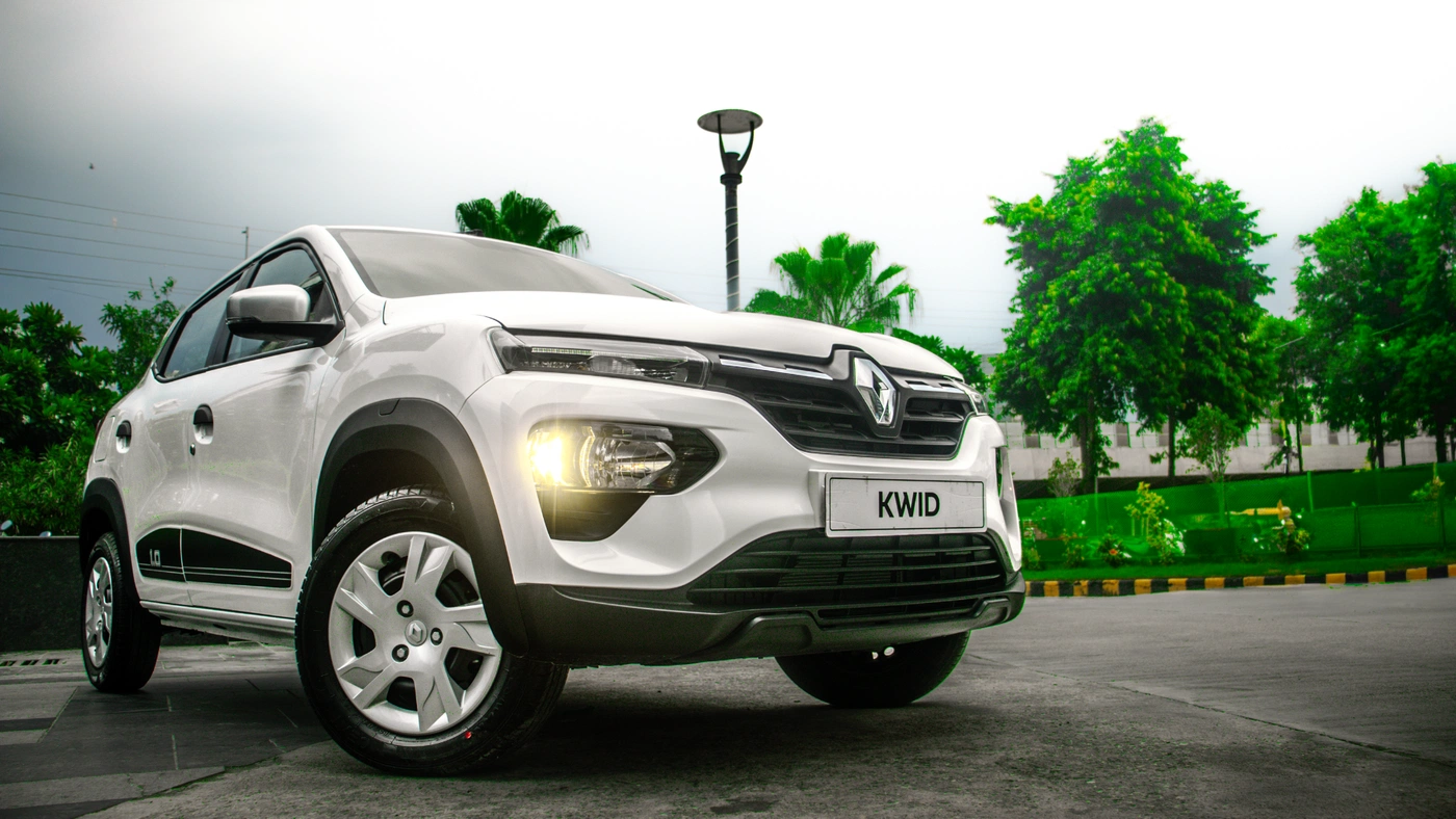 Renault KWID image 1