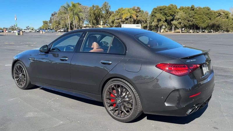 Mercedes-Benz AMG C 63