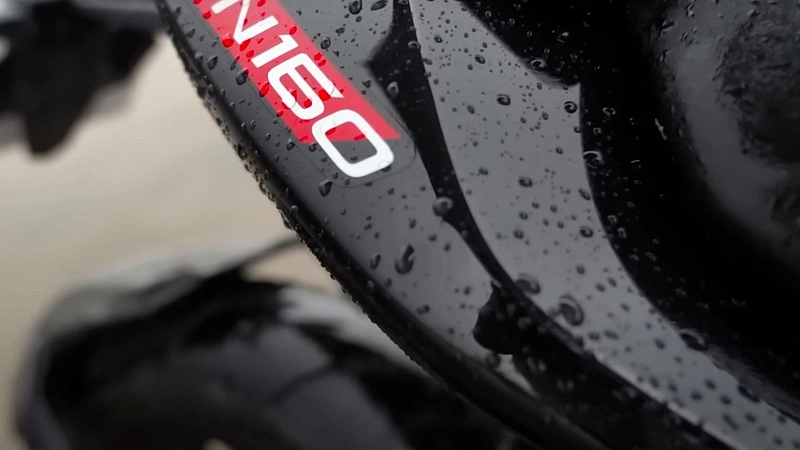 Bajaj Pulsar N160