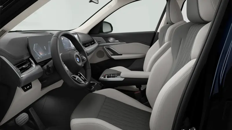 BMW X1 LWB