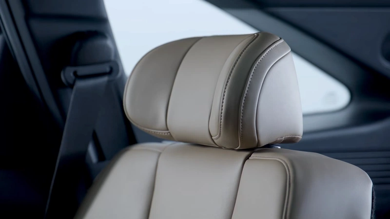 Front Seat Headrest