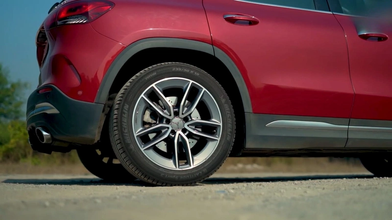 Mercedes-Benz AMG GLA 35