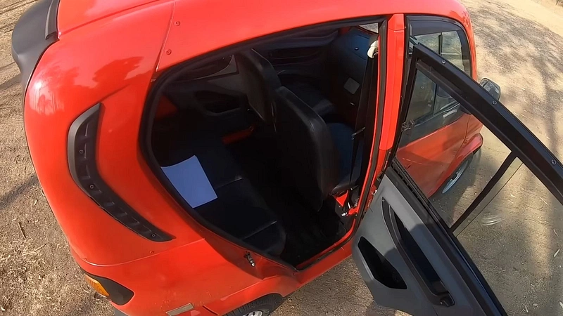 Bajaj Qute