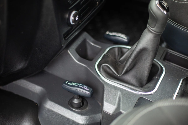 Manual locking differentials.