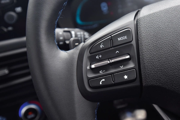 Paddle shifters with AMT.