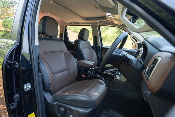 Ventilated front seats.