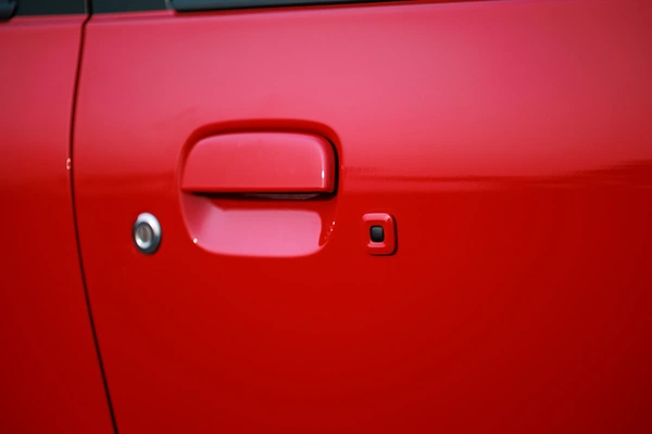 Passive keyless entry allows walk-up unlocking and push-button start.