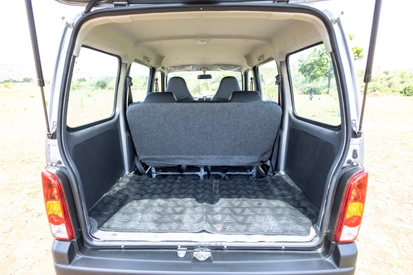 Generous 540-litre boot easily swallows weekend luggage.