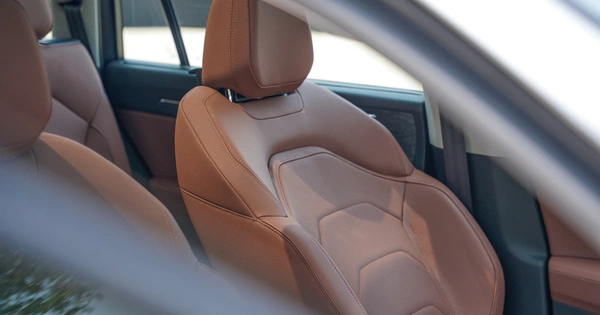 Front seats with vent, heat & massage.